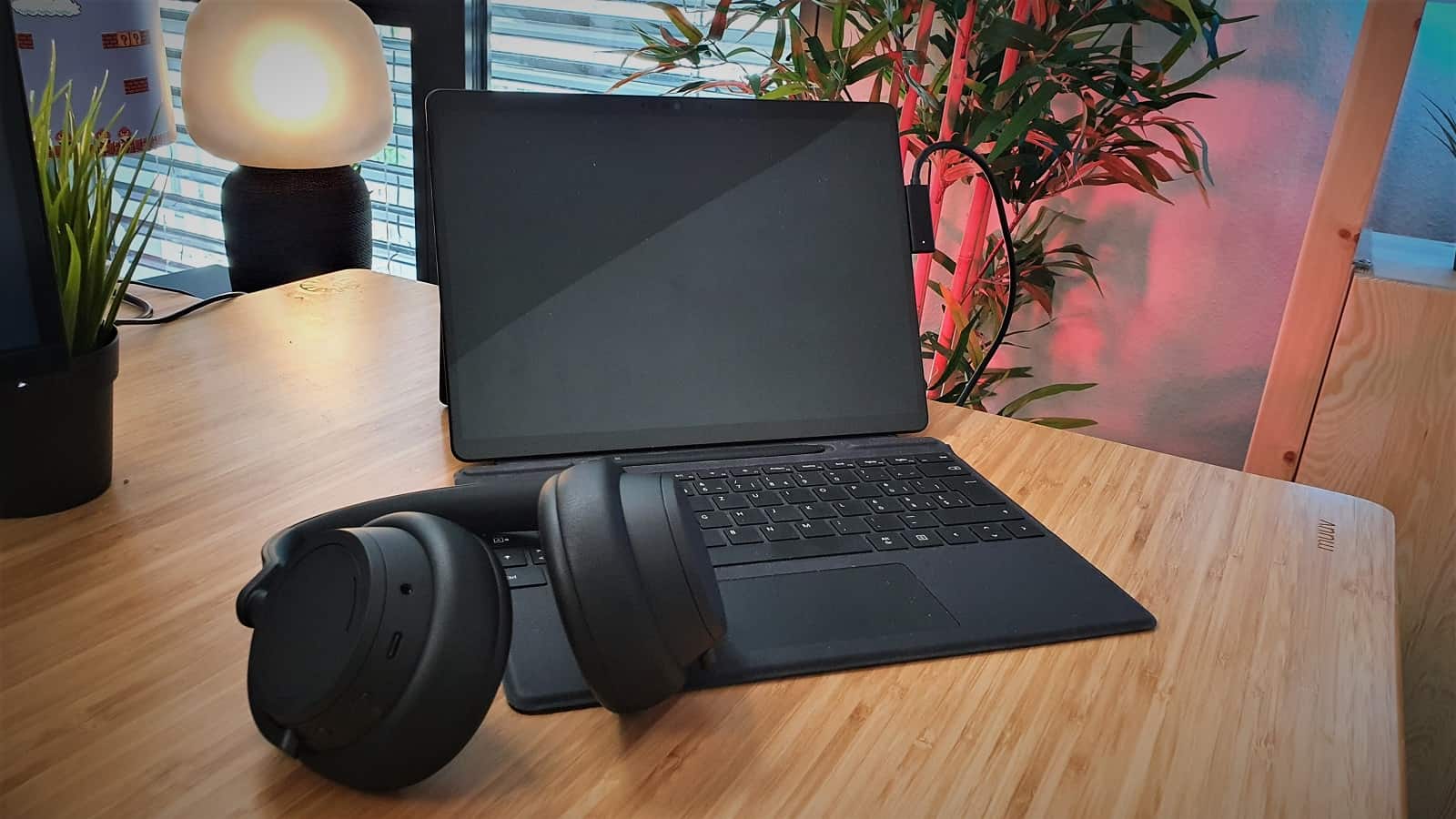 Microsoft Surface Headphones 2 Mini Review
